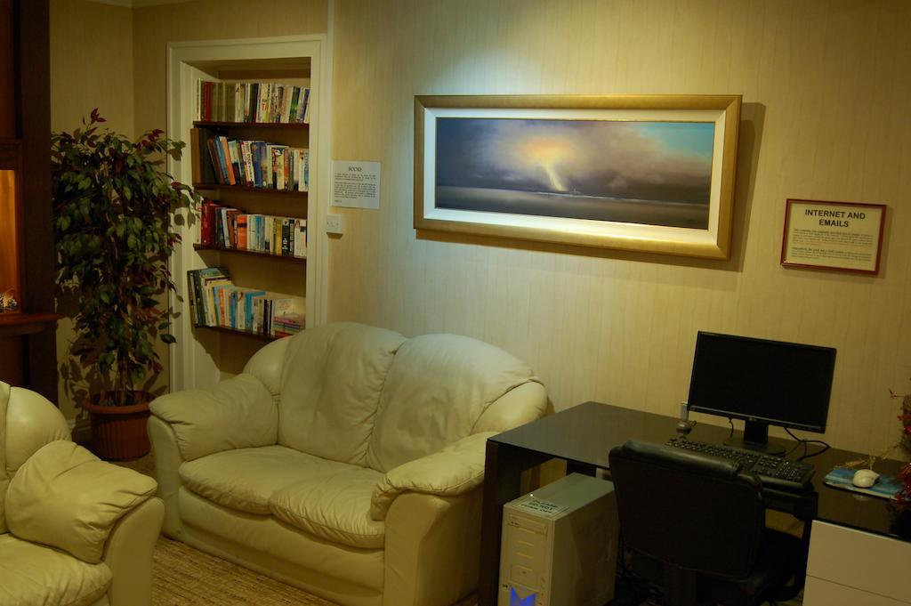 Hotel The Wight à Sandown Extérieur photo