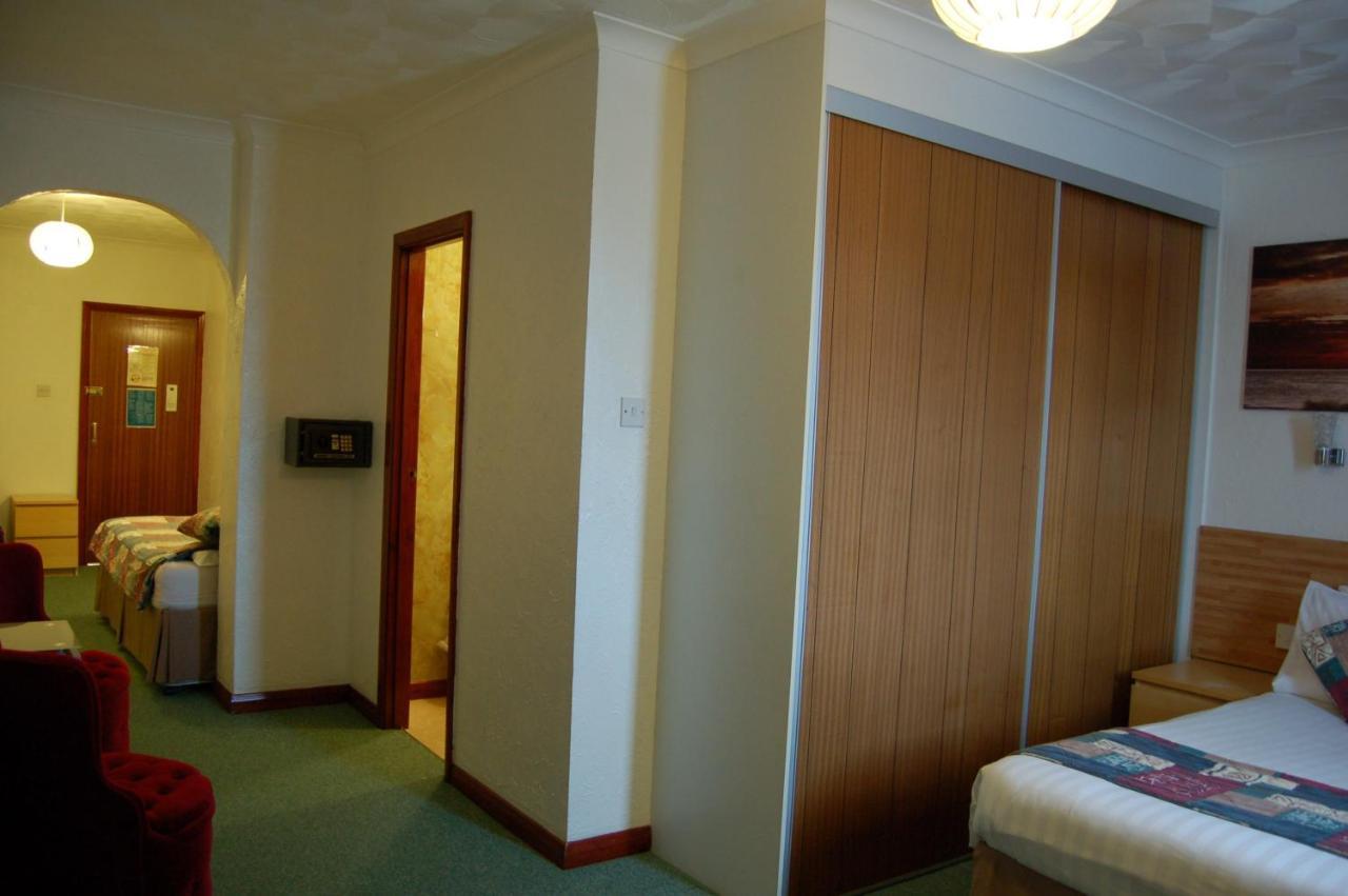 Hotel The Wight à Sandown Extérieur photo