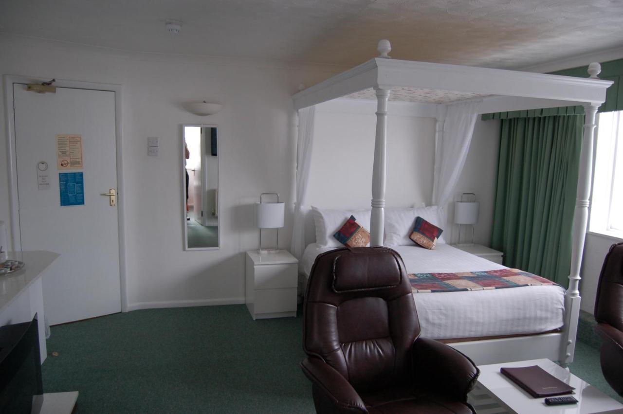 Hotel The Wight à Sandown Extérieur photo